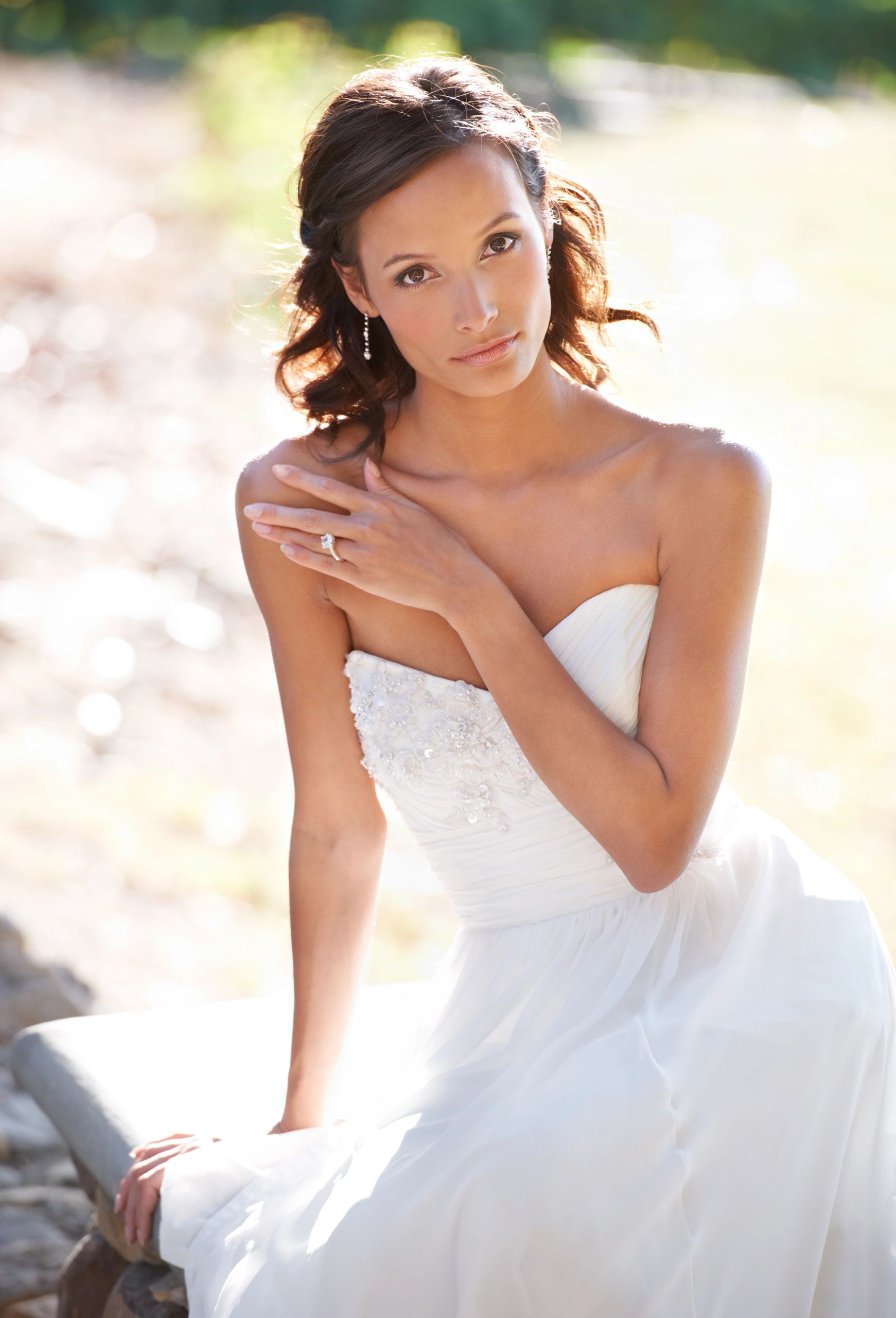 Bride showing her wedding ring in a quiet pre-ceremony moment